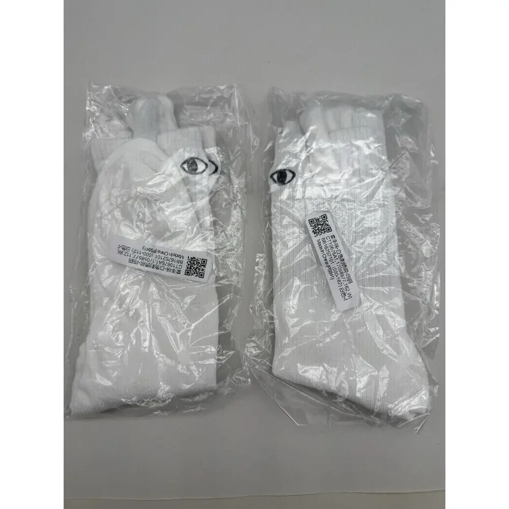 2 Pair Magnetic Holding Hands Socks Funny Couple Gifts White Adult Size *READ..